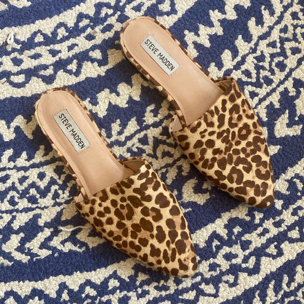 Steve Madden Leopard Flats